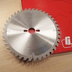 Універсальна пила з тонким пропилом D250x30x2,5 Z40 LF2502530F40