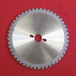 Пила для сухого різання металу D180x30x2,2 Z30 LG1802230F30