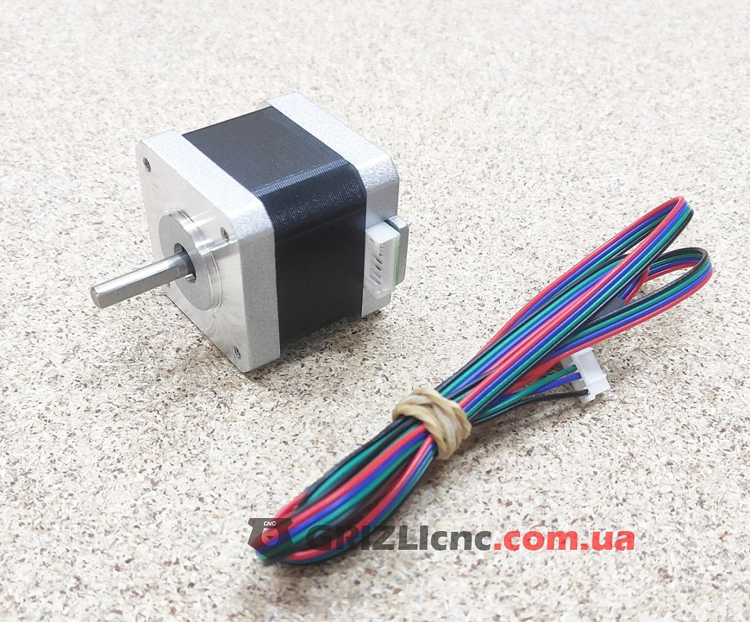 Шаговый двигатель Nema17 0.44Nm 1.3А d5mm